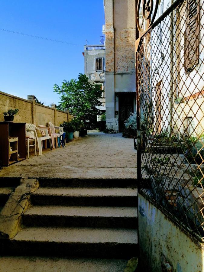 Pula Center Arena Belvedere Apartments And Rooms Exterior foto